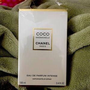 Chanel Coco Mademoiselle Eau de Parfum Intense